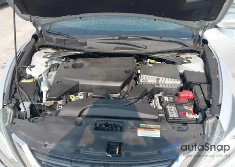 2018 Nissan Altima 2.5 S z USA, uszkodzony, nr VIN 1N4AL3AP4JC137909